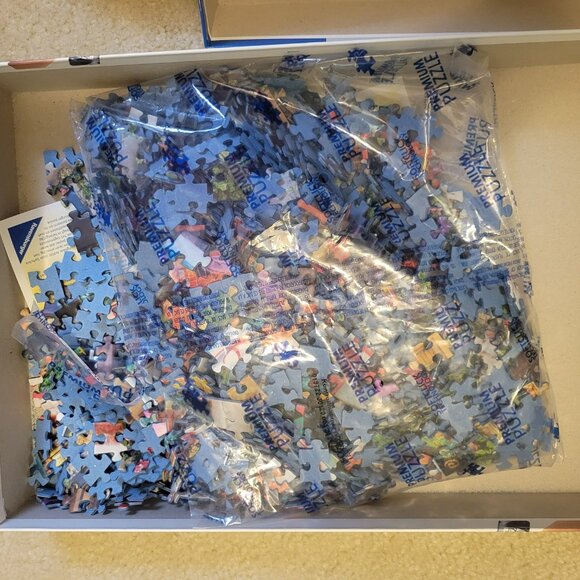 Ravensburger 1000 pc Bookstore front puzzle - Picture 2 of 4